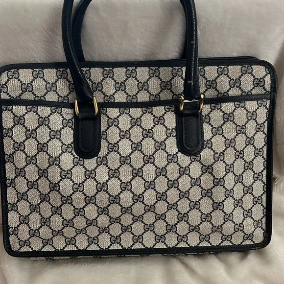 Gucci Authentic Vintage Tote 🔥 - Picture 4 of 17